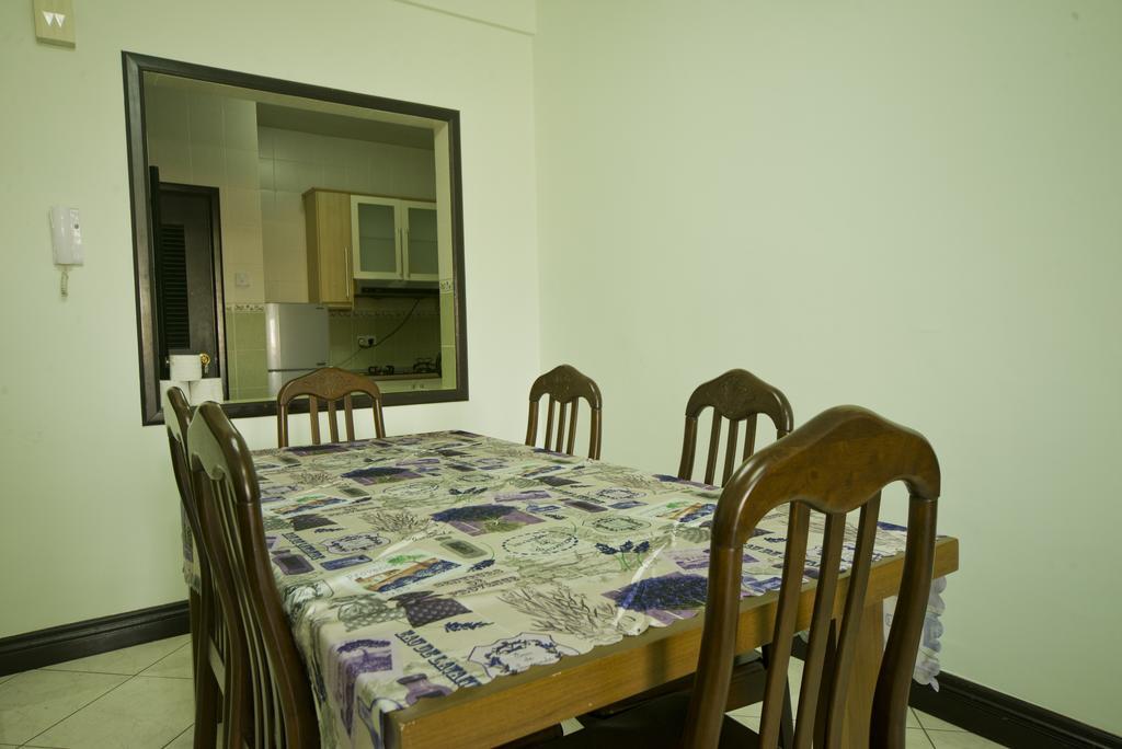 Nana Marina Court Apartment Kota Kinabalu Exterior foto