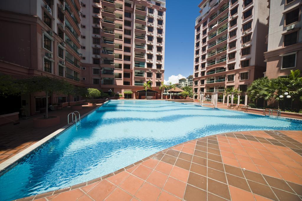 Nana Marina Court Apartment Kota Kinabalu Exterior foto
