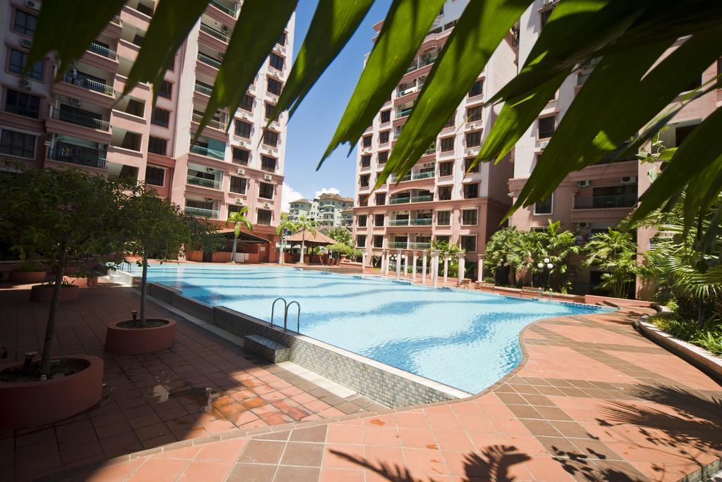 Nana Marina Court Apartment Kota Kinabalu Exterior foto